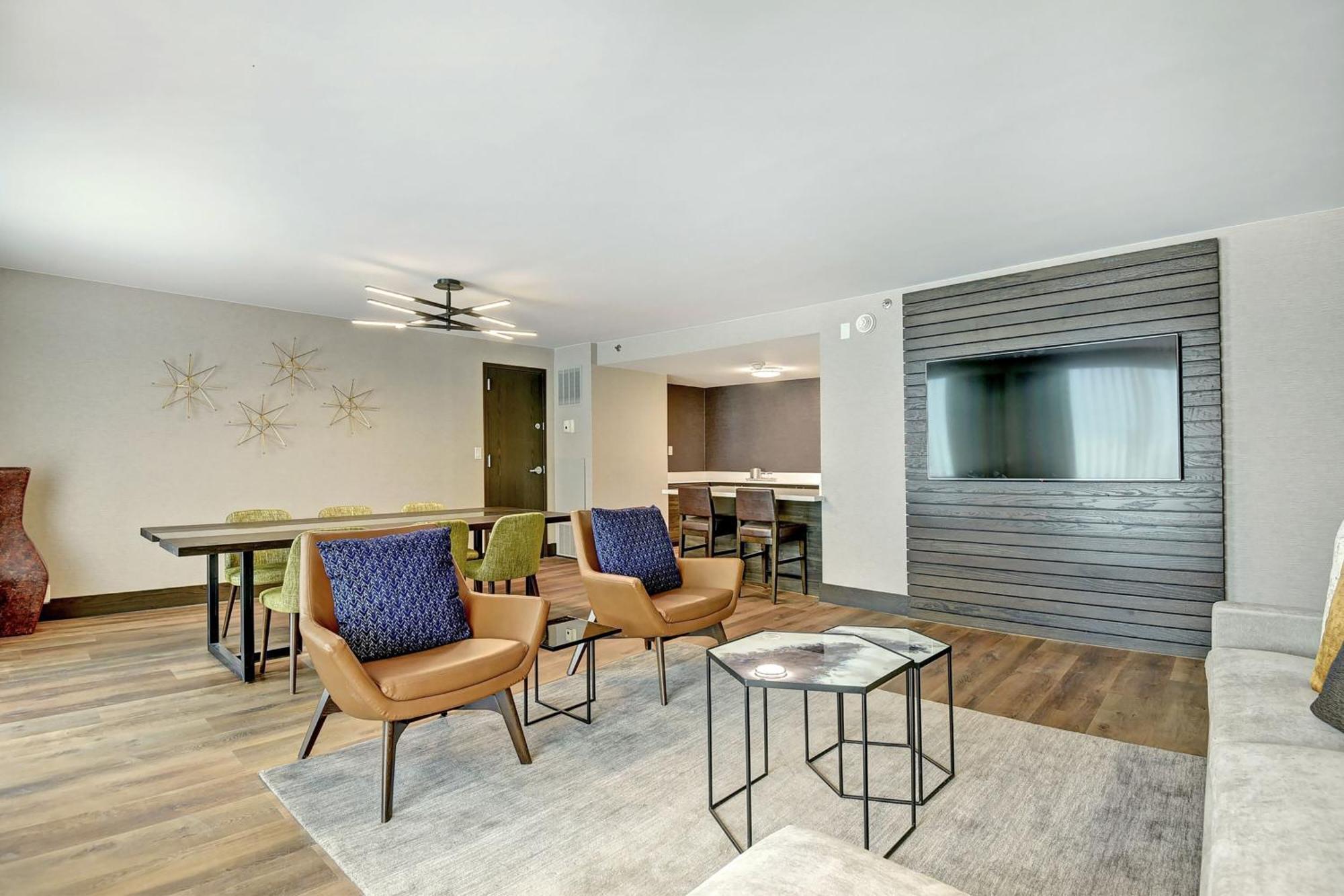 Tulsa Marriott Southern Hills Exterior photo